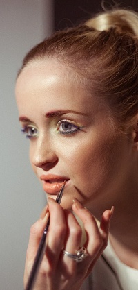 Strobe London photographing model Jenny Evans for designer Devika Rattu, with hair styling and make-up by Rosie Finnigan @ Salon X