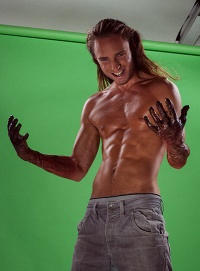 Chris Conway photographing model Samye Hatfield, with special effects make-up by Amy Naughalty
